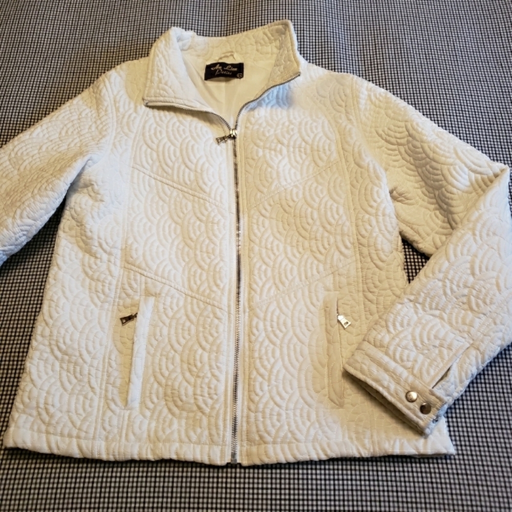 WhiteTextured Jacket